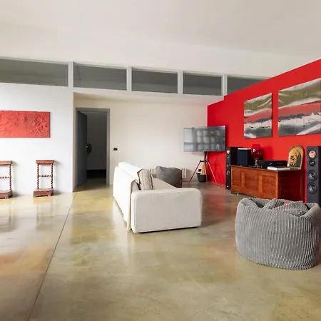 Tuscany Crossroad Apartment