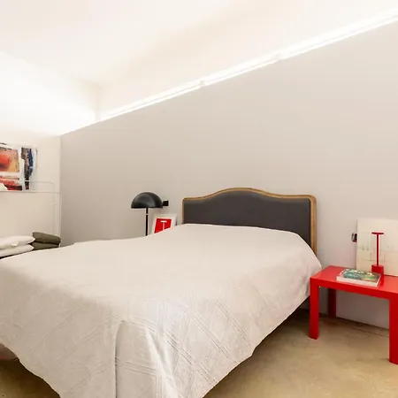 Tuscany Crossroad Apartment *