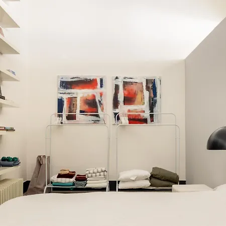 Tuscany Crossroad Apartment *